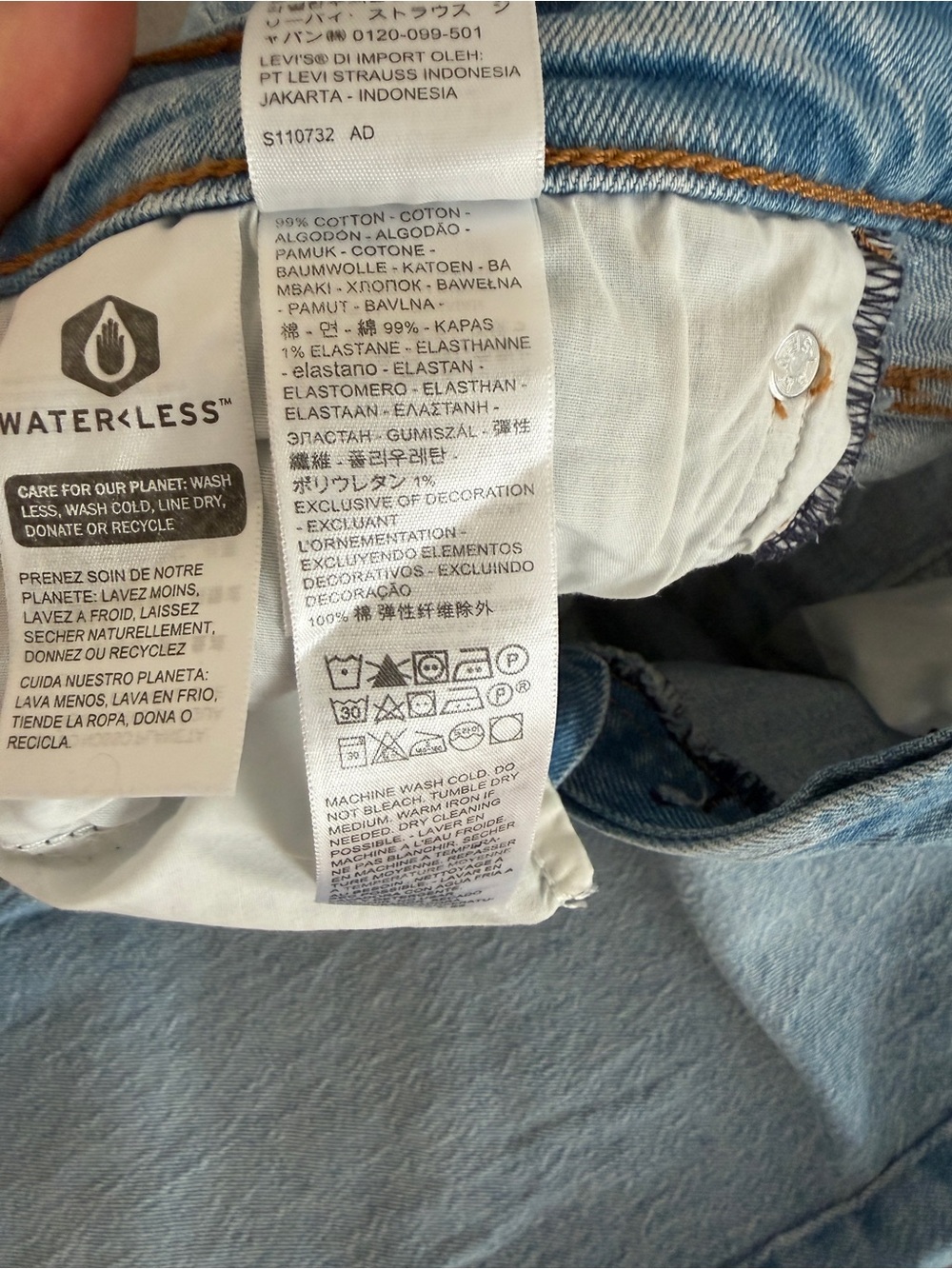 Levi's Light Blue wedgie Straight Jeans size 30 - Picture 3 of 5